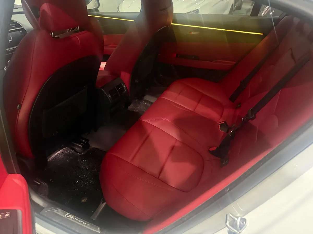 2021 Jaguar XEL 2.0T 250HP L4 8AT,autocango,china used car exporter,china ev exporter,chinese used car exporter,chinese used ev exporter