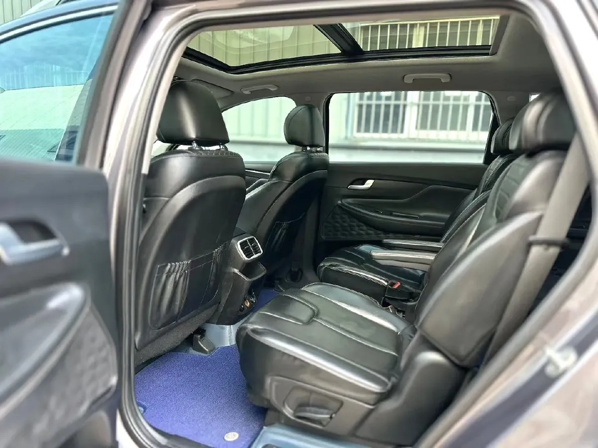 2019 Hyundai Santafe 2.0T 240HP L4 8AT,autocango,china used car exporter,china ev exporter,chinese used car exporter,chinese used ev exporter