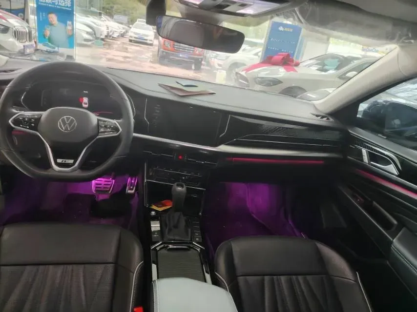 2023 Volkswagen Passat 2.0T 186HP L4 7DCT,autocango,china used car exporter,china ev exporter,chinese used car exporter,chinese used ev exporter