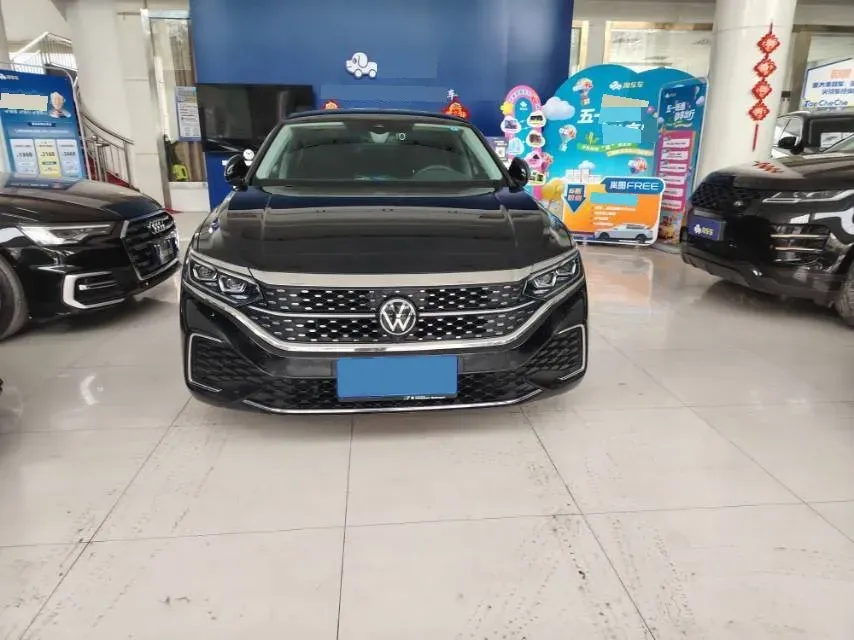 2023 Volkswagen Passat 2.0T 186HP L4 7DCT,autocango,china used car exporter,china ev exporter,chinese used car exporter,chinese used ev exporter