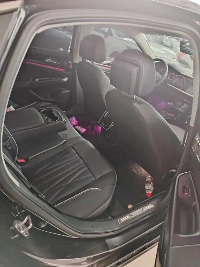 2023 Volkswagen Passat 2.0T 186HP L4 7DCT,autocango,china used car exporter,china ev exporter,chinese used car exporter,chinese used ev exporter