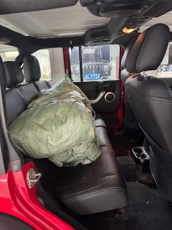 2017 Jeep Wrangler 3.6L 284HP V6 5AT,autocango,china used car exporter,china ev exporter,chinese used car exporter,chinese used ev exporter