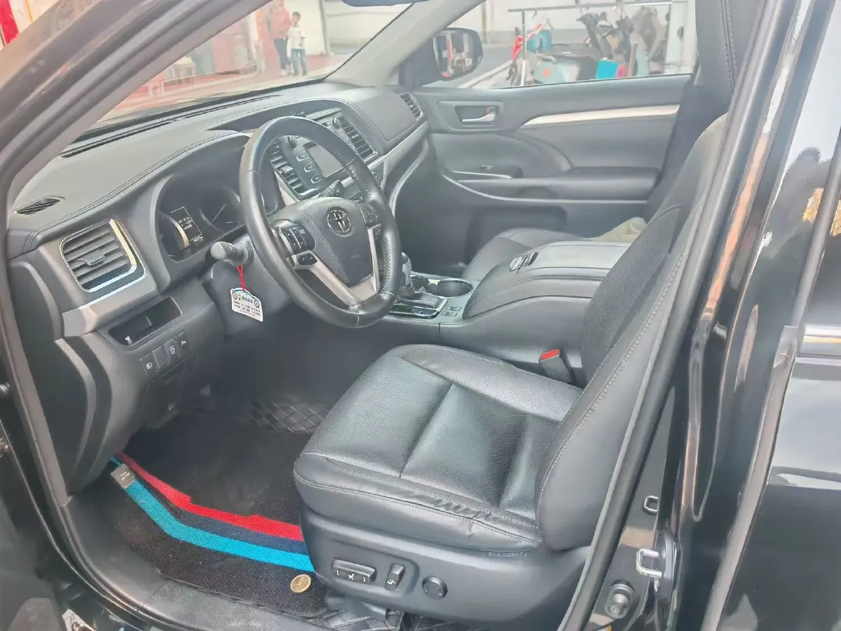 2018 Toyota Highlander 2.0T 220HP L4 6AT,autocango,china used car exporter,china ev exporter,chinese used car exporter,chinese used ev exporter