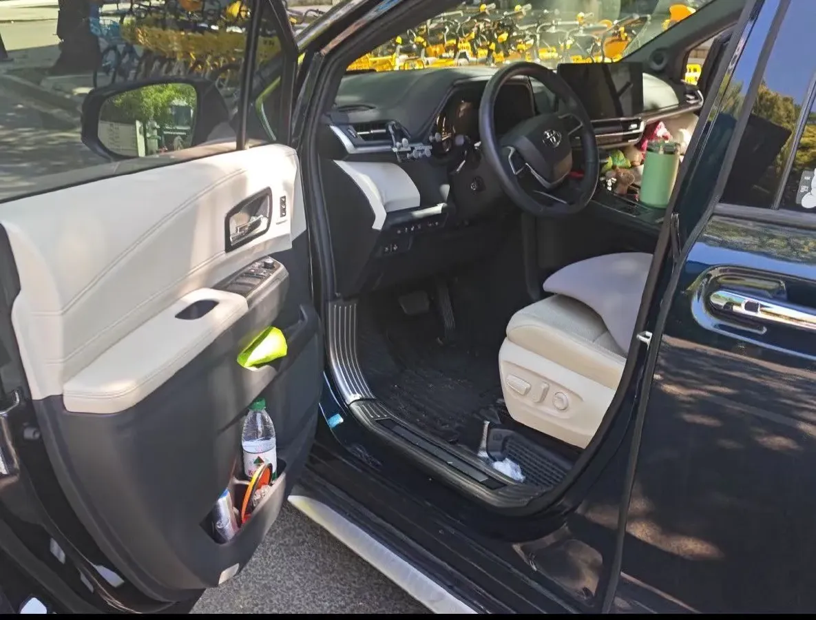 2024 Toyota Granvia 2.5L 189HP L4 E-CVT Hybrid,autocango,china used car exporter,china ev exporter,chinese used car exporter,chinese used ev exporter