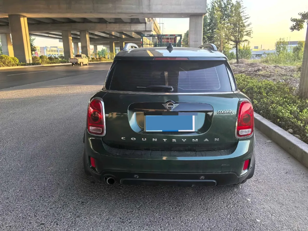 2018 Infiniti QX30 1.6T 156HP L4 7DCT,autocango,china used car exporter,china ev exporter,chinese used car exporter,chinese used ev exporter