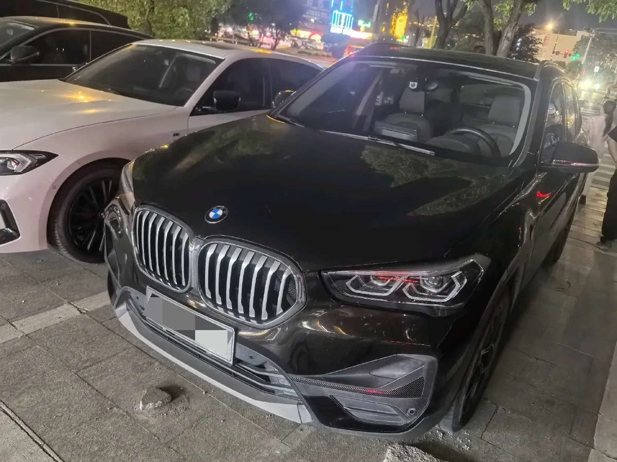 2021 BMW X1 2.0T 192HP L4 7DCT,autocango,china used car exporter,china ev exporter,chinese used car exporter,chinese used ev exporter