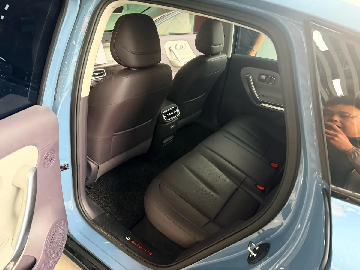 2025 Leapmotor B01 BEV,autocango,china used car exporter,china ev exporter,chinese used car exporter,chinese used ev exporter
