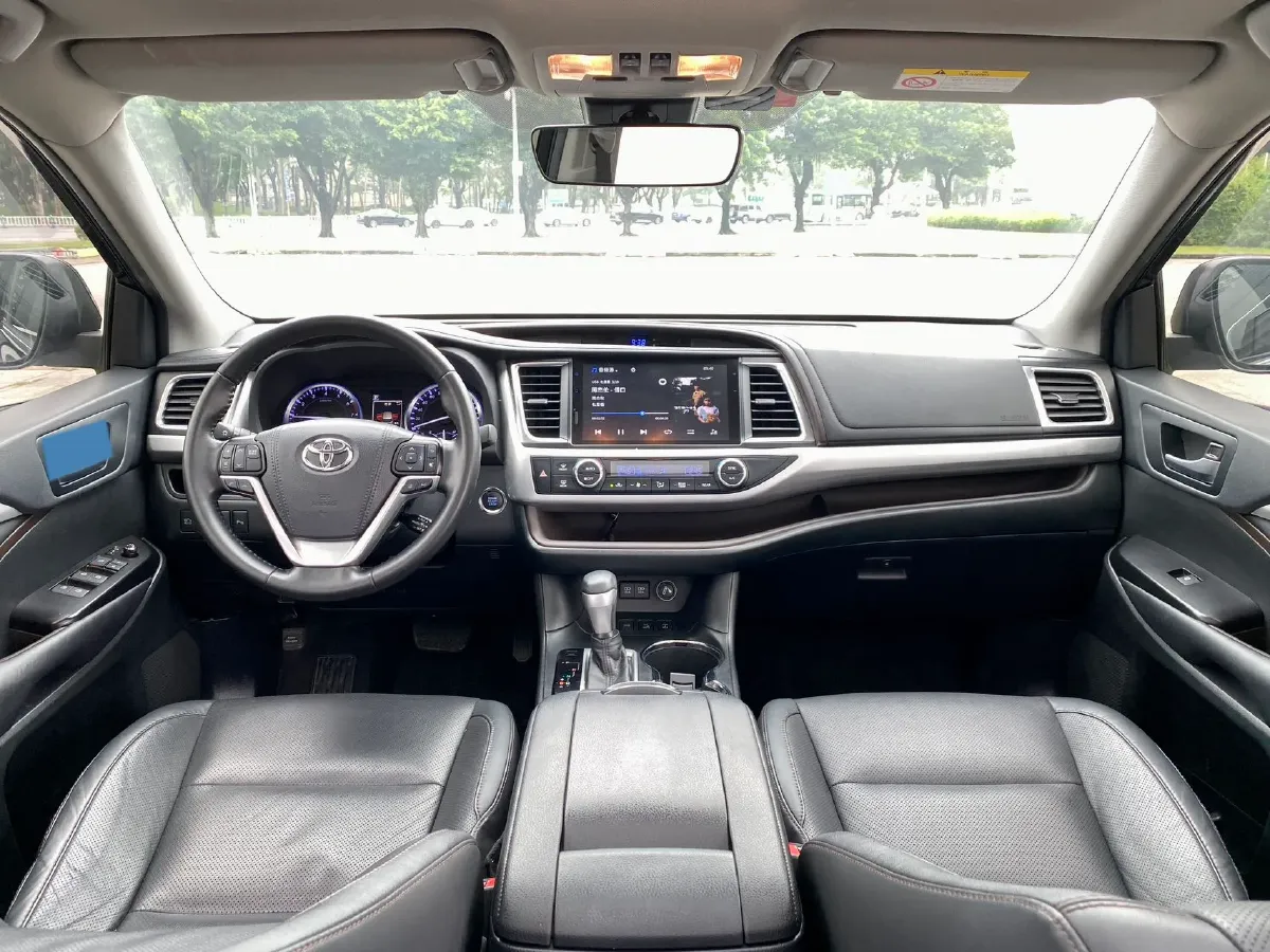 2019 Lincoln MKC 2.0T 203HP L4 6AT,autocango,china used car exporter,china ev exporter,chinese used car exporter,chinese used ev exporter