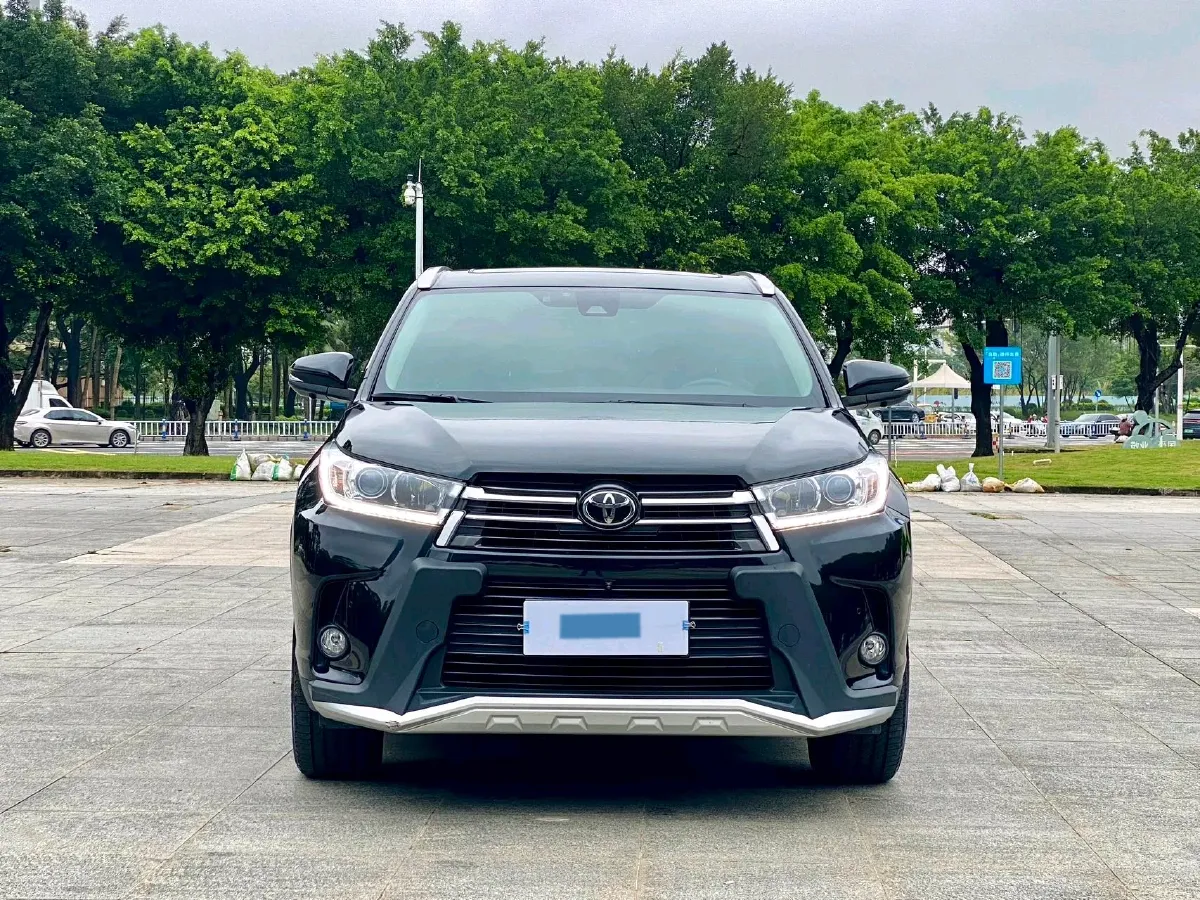 2019 Lincoln MKC 2.0T 203HP L4 6AT,autocango,china used car exporter,china ev exporter,chinese used car exporter,chinese used ev exporter