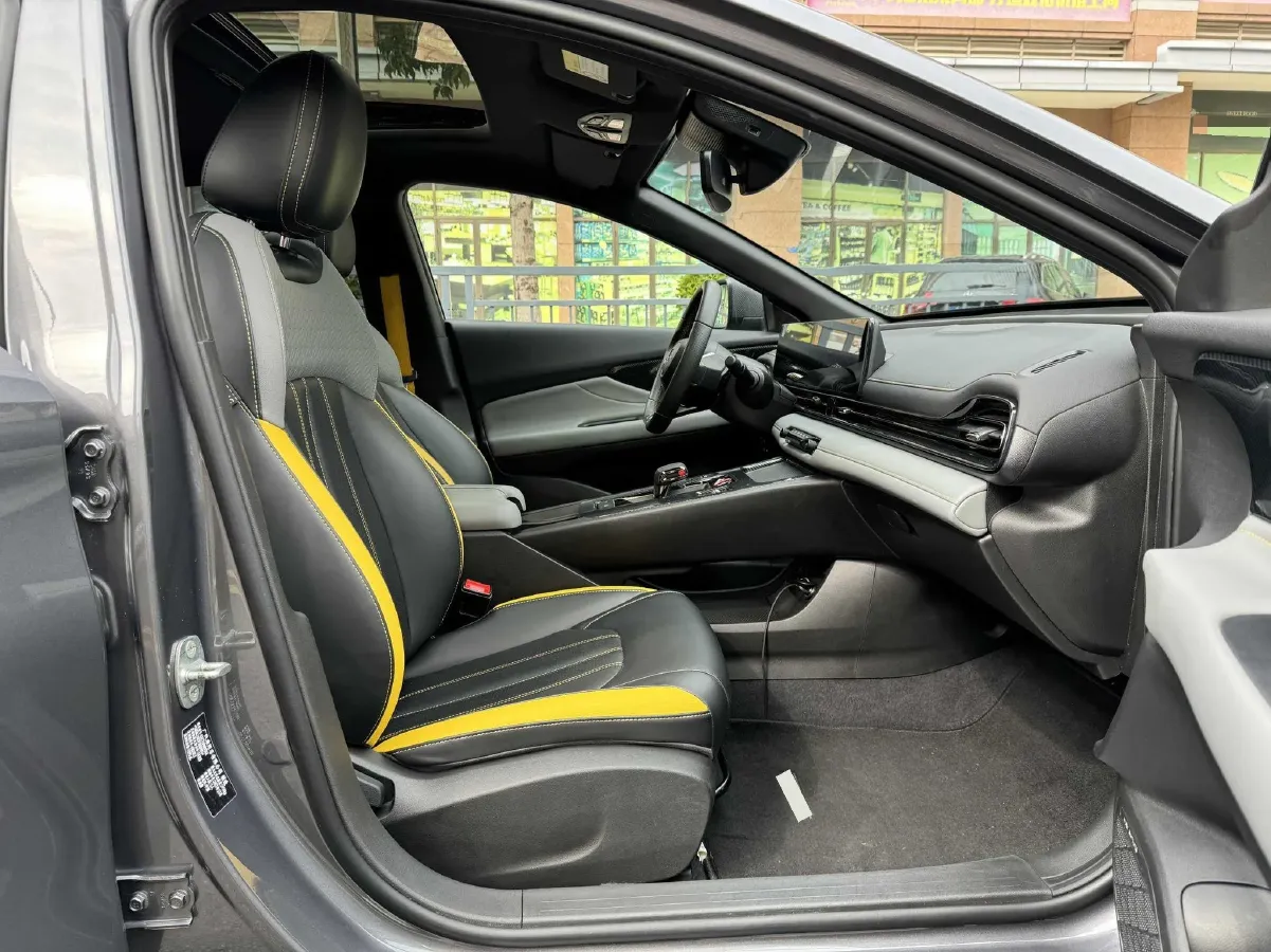 2023 GAC Trumpchi Empow 2.0L 140HP L4 2DHT Hybrid 2.1KWH,autocango,china used car exporter,china ev exporter,chinese used car exporter,chinese used ev exporter