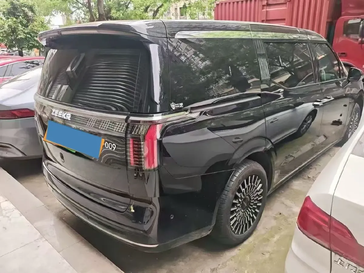 2024 Zeekr 009 BEV 108KWH,autocango,china used car exporter,china ev exporter,chinese used car exporter,chinese used ev exporter