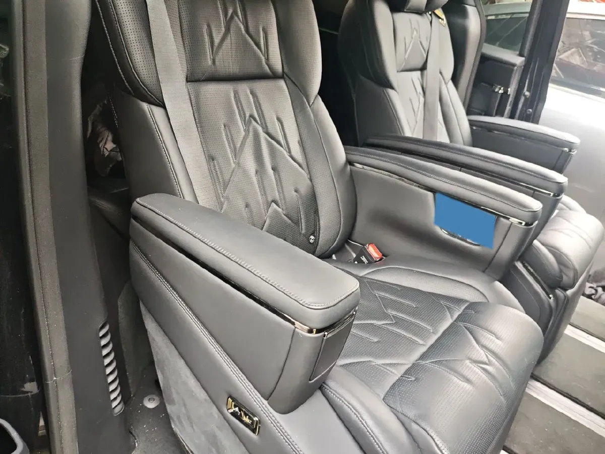 2024 Zeekr 009 BEV 108KWH,autocango,china used car exporter,china ev exporter,chinese used car exporter,chinese used ev exporter