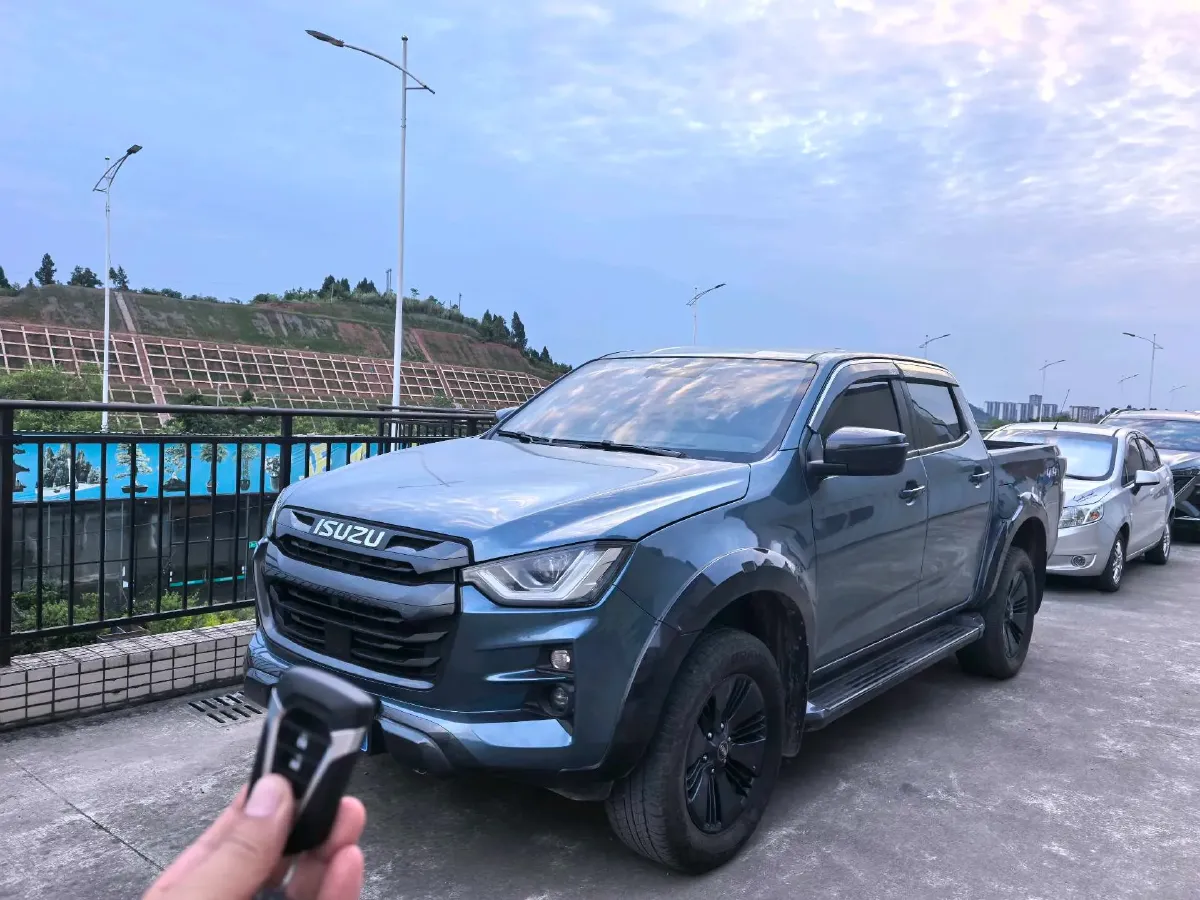 2021 Isuzu D-MAX 1.9T 163HP L4 6AT,autocango,china used car exporter,china ev exporter,chinese used car exporter,chinese used ev exporter