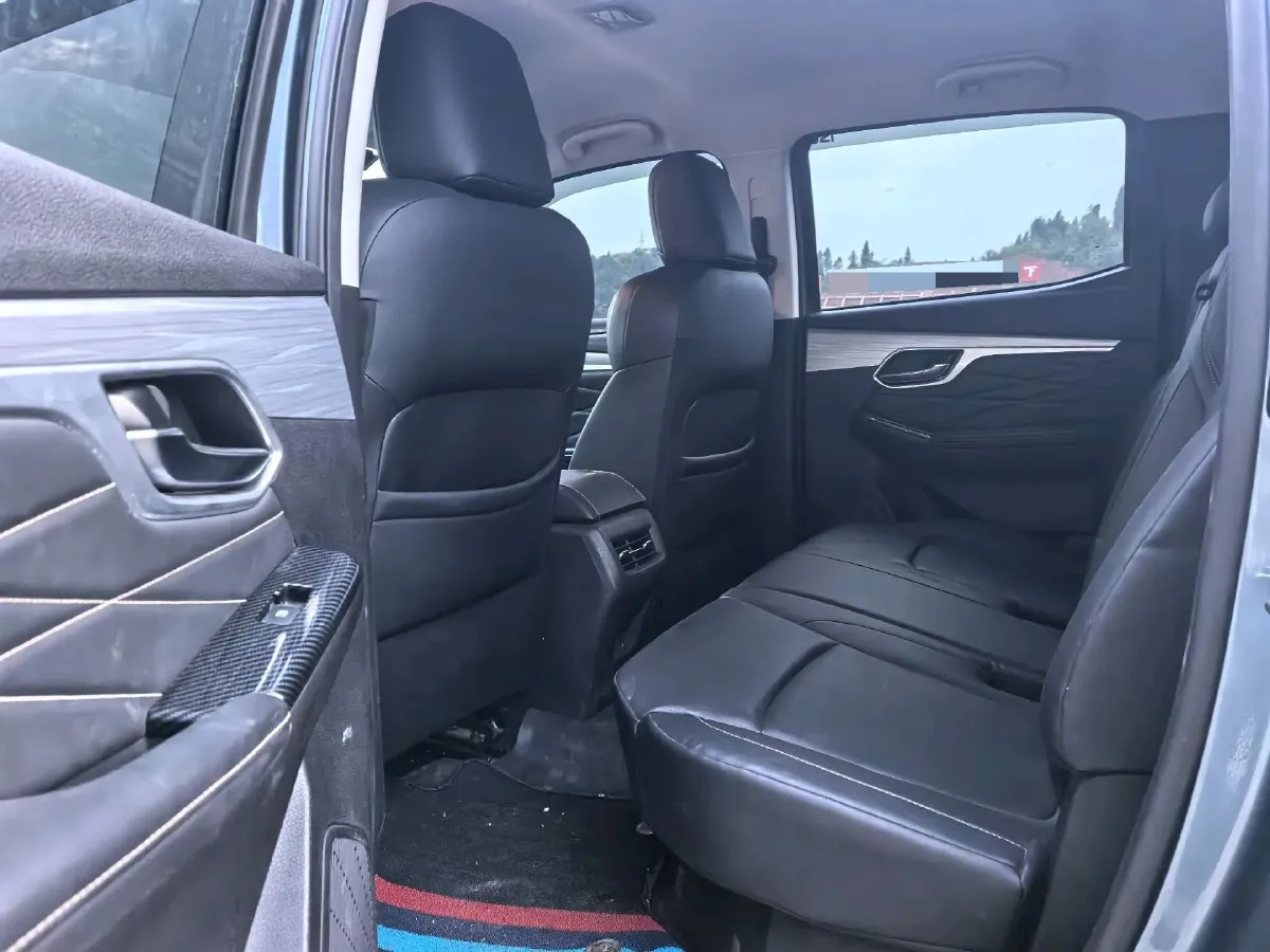 2021 Isuzu D-MAX 1.9T 163HP L4 6AT,autocango,china used car exporter,china ev exporter,chinese used car exporter,chinese used ev exporter