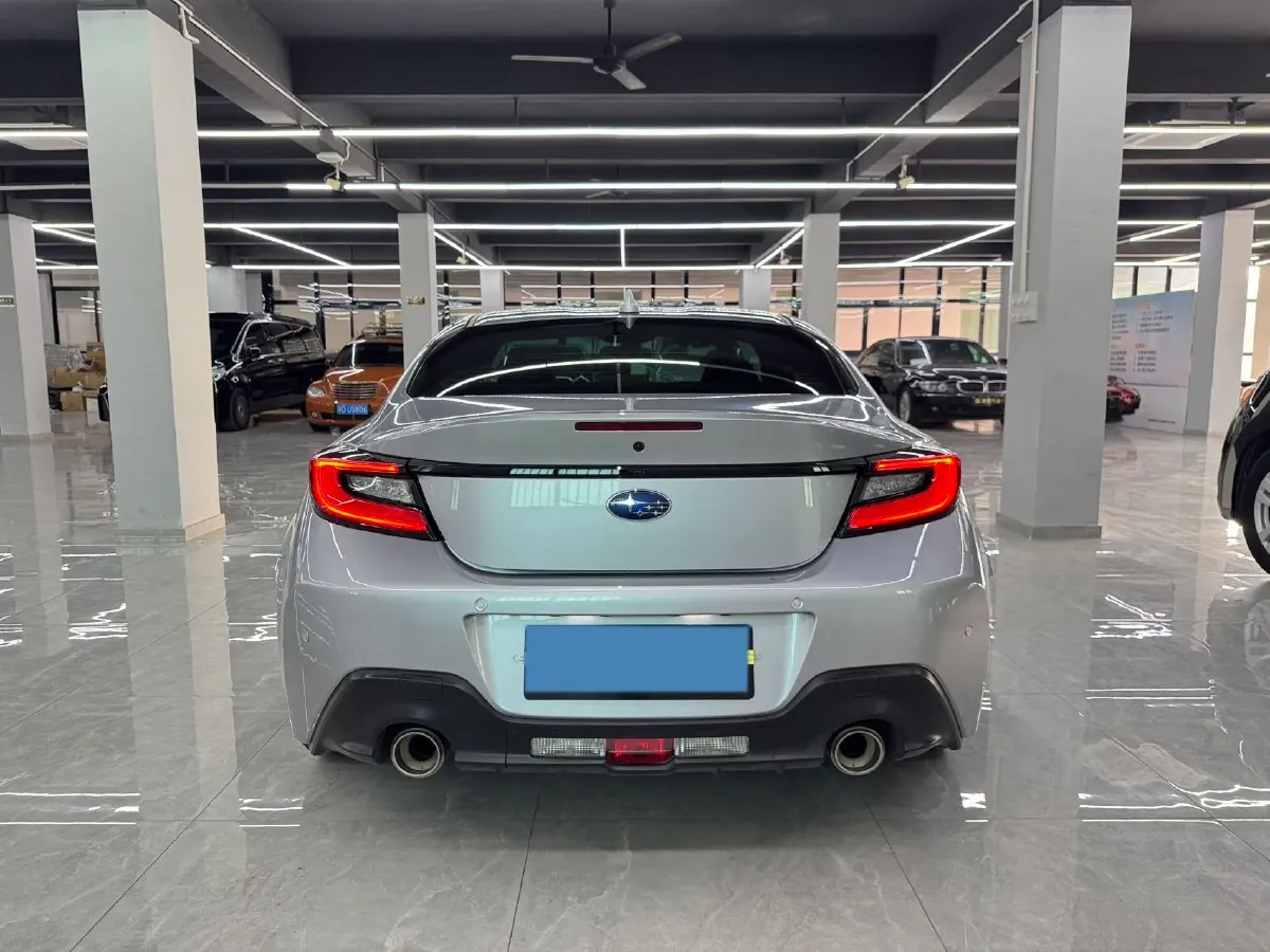 2022 Subaru BRZ 2.4L 234HP H4 6MT,autocango,china used car exporter,china ev exporter,chinese used car exporter,chinese used ev exporter