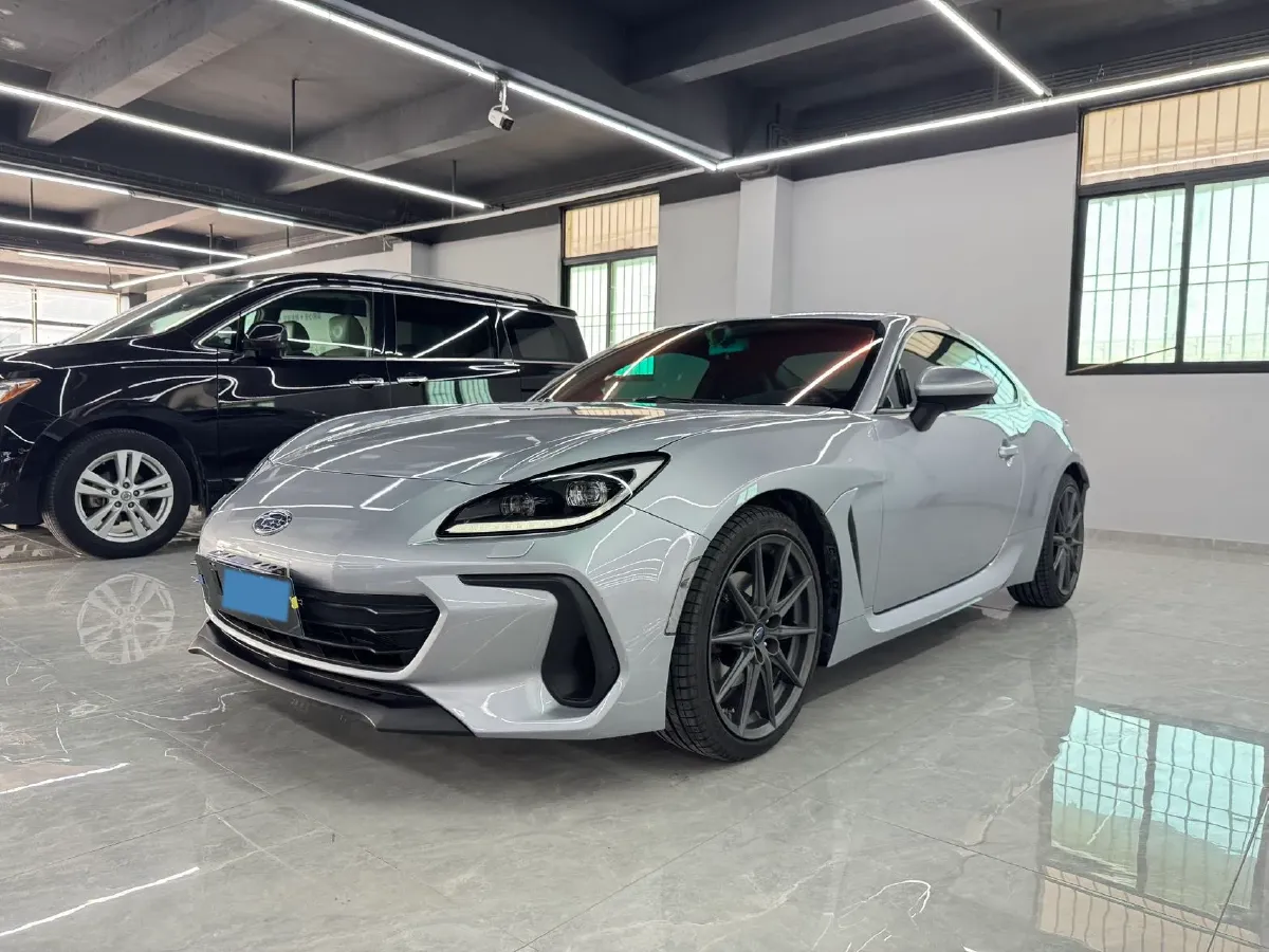 2022 Subaru BRZ 2.4L 234HP H4 6MT,autocango,china used car exporter,china ev exporter,chinese used car exporter,chinese used ev exporter