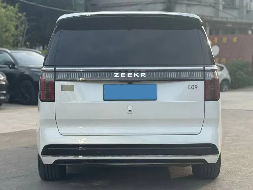 2024 Zeekr 009 BEV 108KWH,autocango,china used car exporter,china ev exporter,chinese used car exporter,chinese used ev exporter