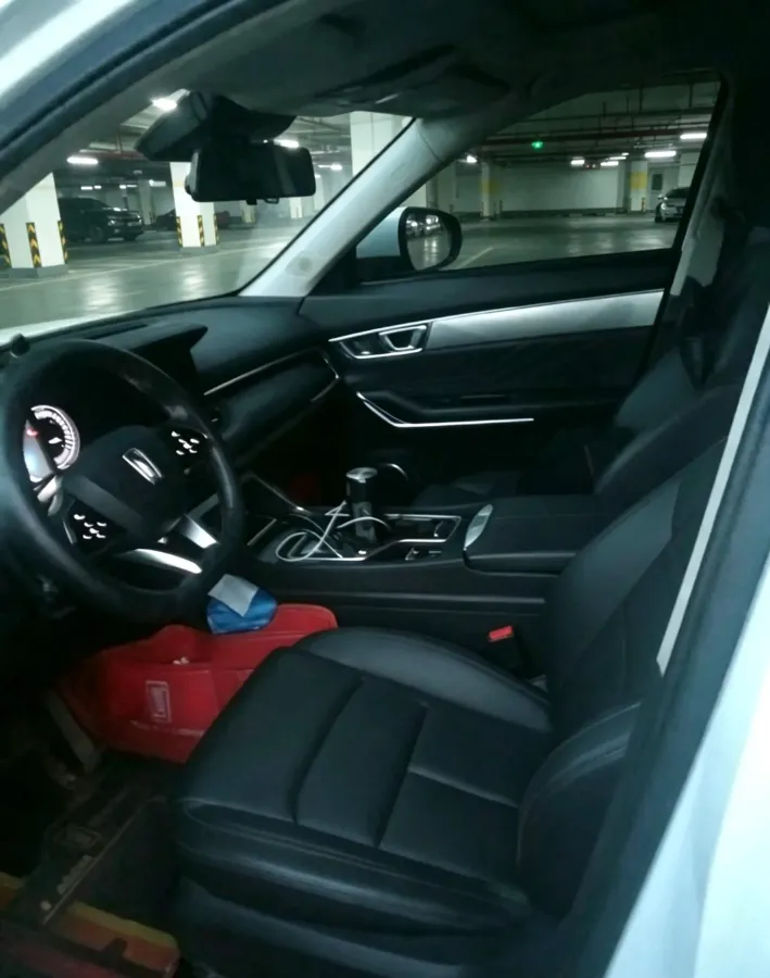 2020 Bestune T99 2.0T 224HP L4 6AT,autocango,china used car exporter,china ev exporter,chinese used car exporter,chinese used ev exporter