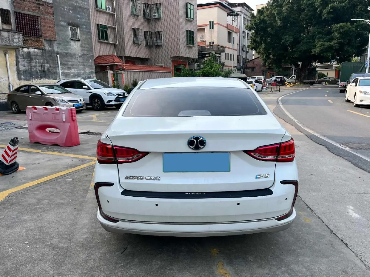2018 BeiJing Auto EU5 BEV 60.23KWH,autocango,china used car exporter,china ev exporter,chinese used car exporter,chinese used ev exporter
