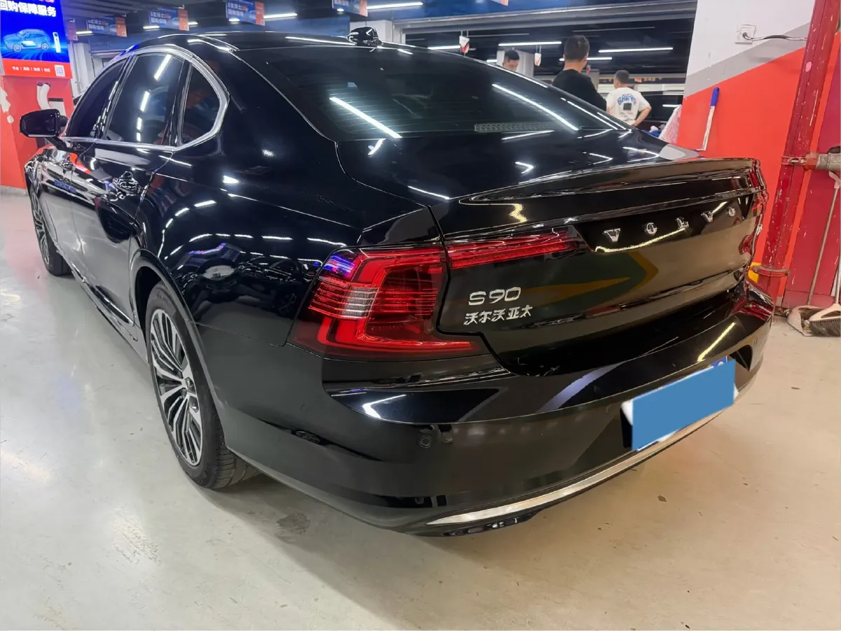 2024 Volvo S90 2.0T 250HP L4 8AT,autocango,china used car exporter,china ev exporter,chinese used car exporter,chinese used ev exporter