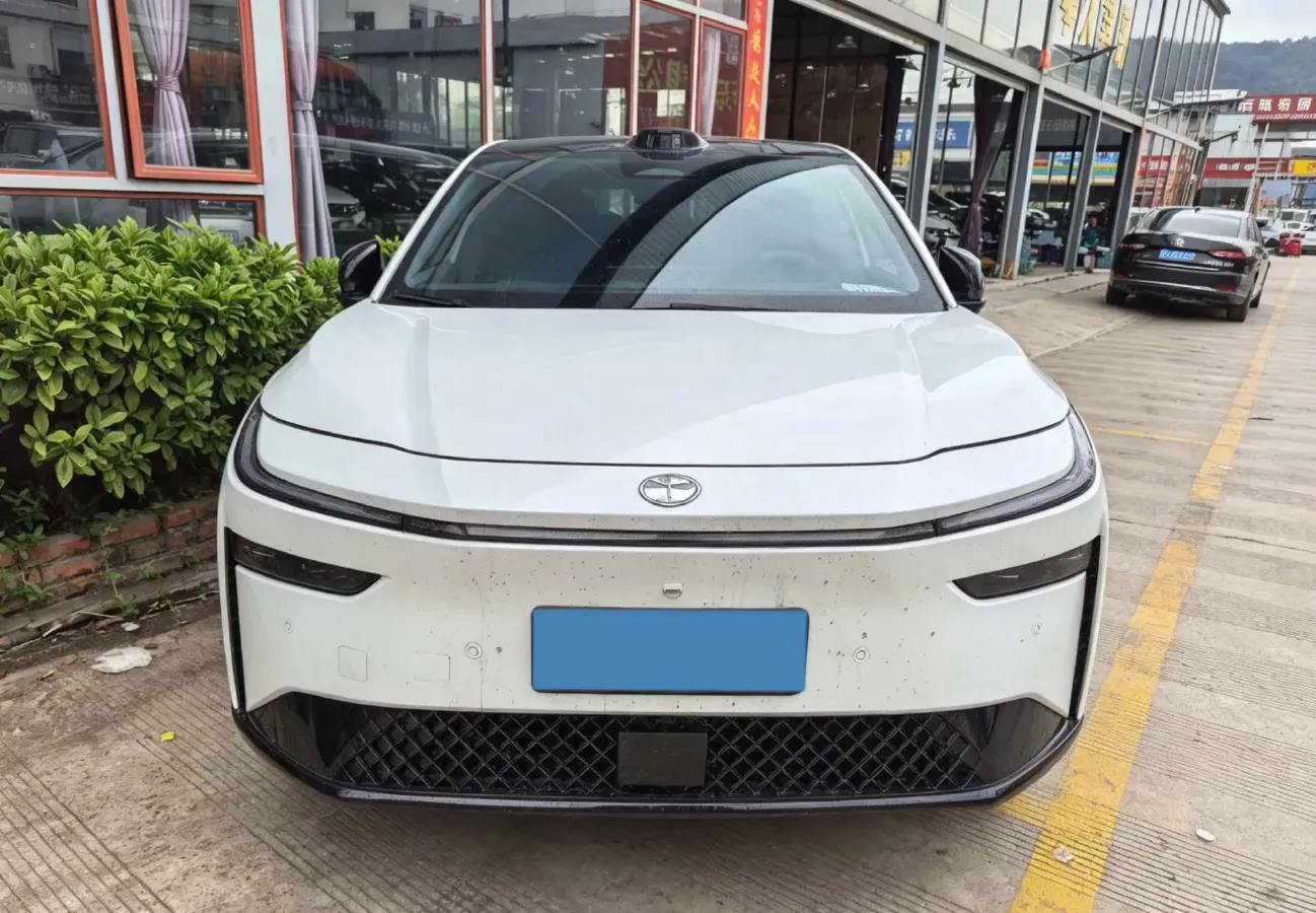 2025 Toyota BZ3X BEV 58.37KWH,autocango,china used car exporter,china ev exporter,chinese used car exporter,chinese used ev exporter