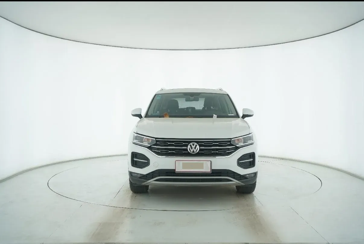 2019 Jeep Cherokee 2.0T 234HP L4 9AT,autocango,china used car exporter,china ev exporter,chinese used car exporter,chinese used ev exporter
