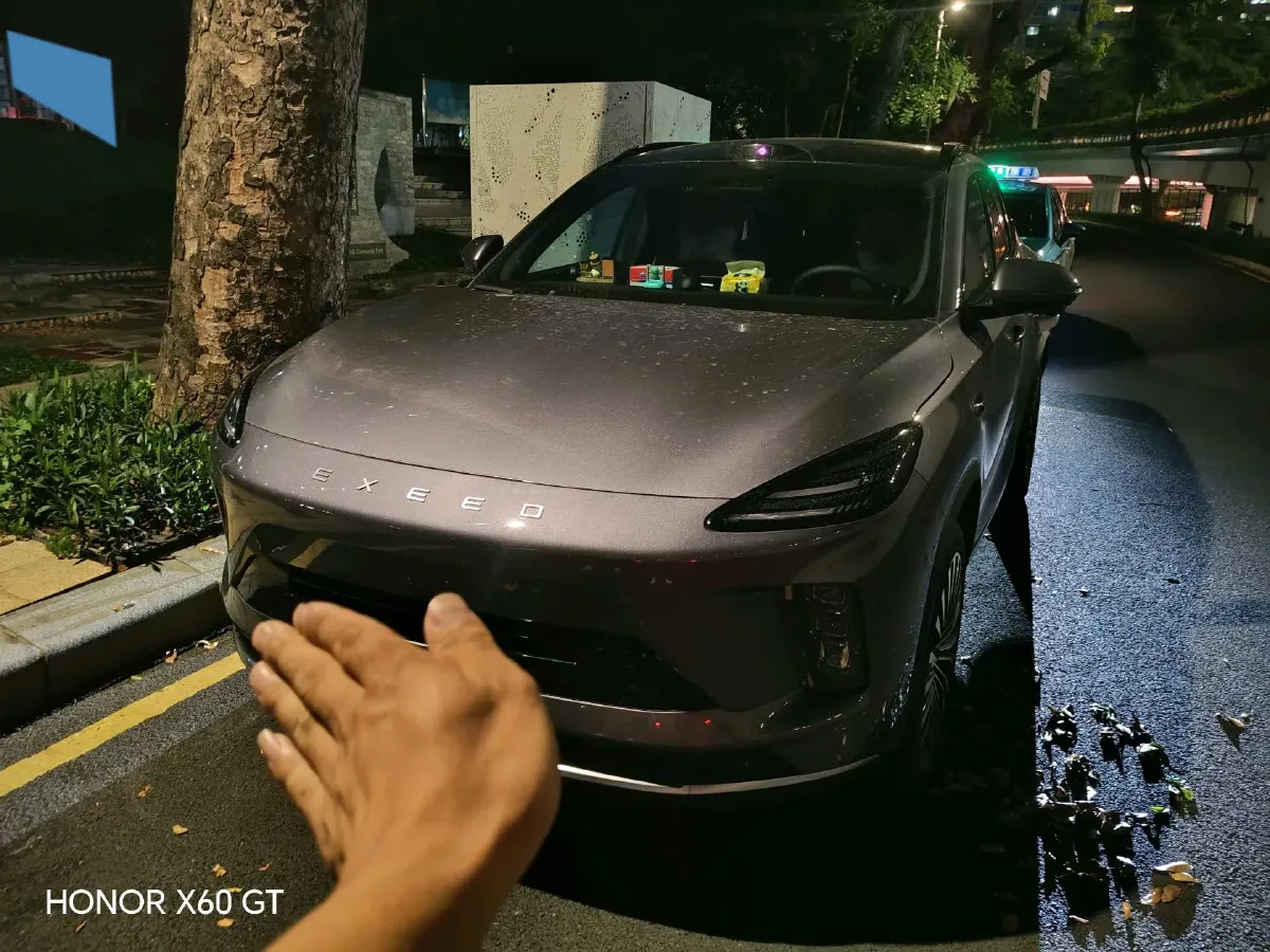 2026 Exceed ET5 REEV 156HP REEV,autocango,china used car exporter,china ev exporter,chinese used car exporter,chinese used ev exporter