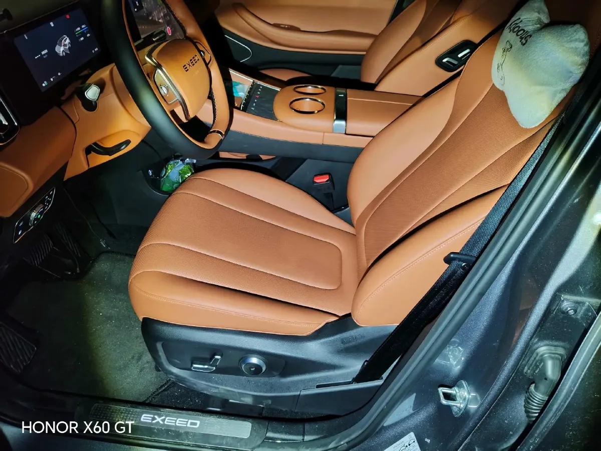 2026 Exceed ET5 REEV 156HP REEV,autocango,china used car exporter,china ev exporter,chinese used car exporter,chinese used ev exporter