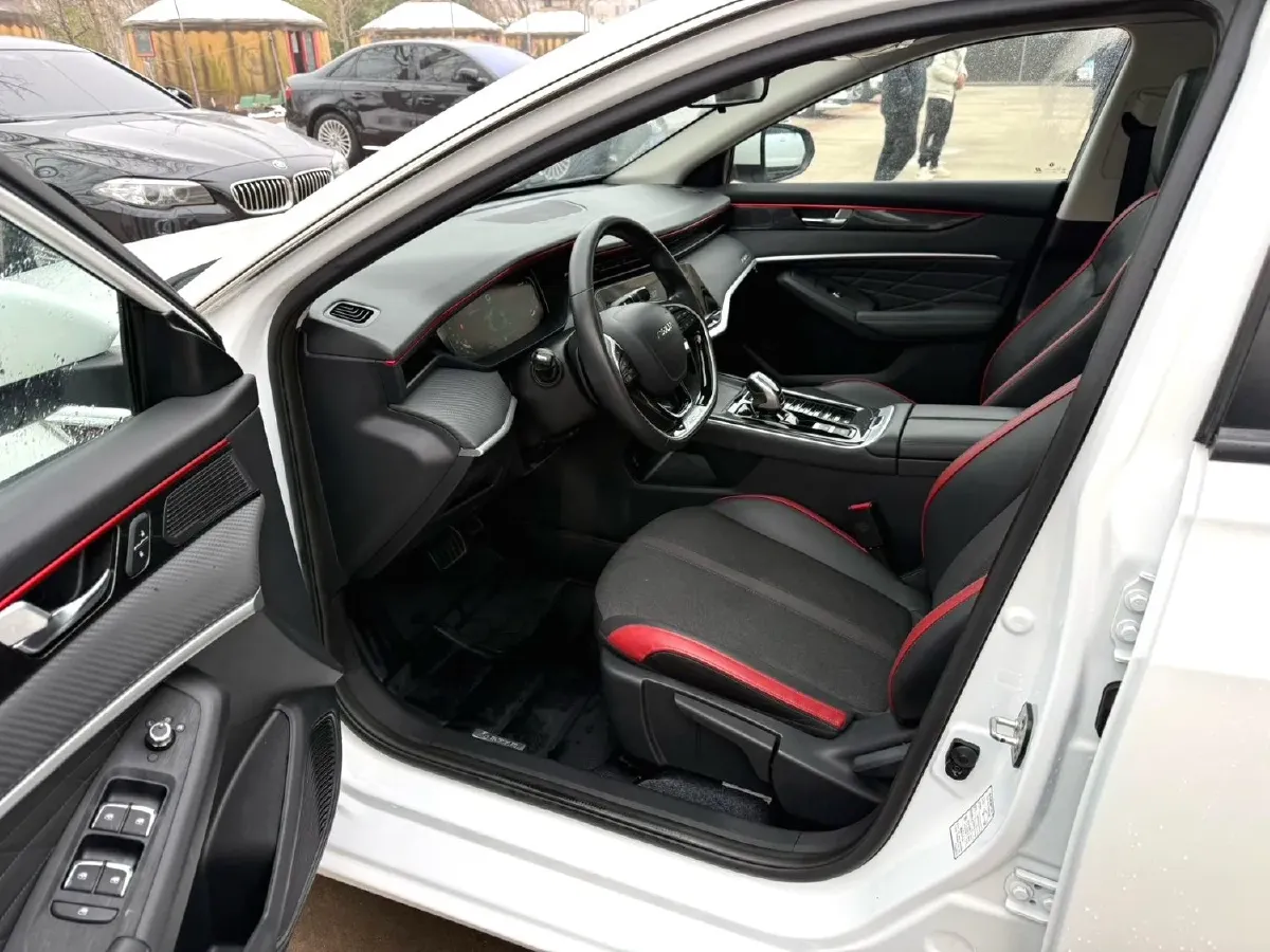 2023 DongFeng Aeolus YiXuan MAX 1.5T 190HP L4 7DCT,autocango,china used car exporter,china ev exporter,chinese used car exporter,chinese used ev exporter
