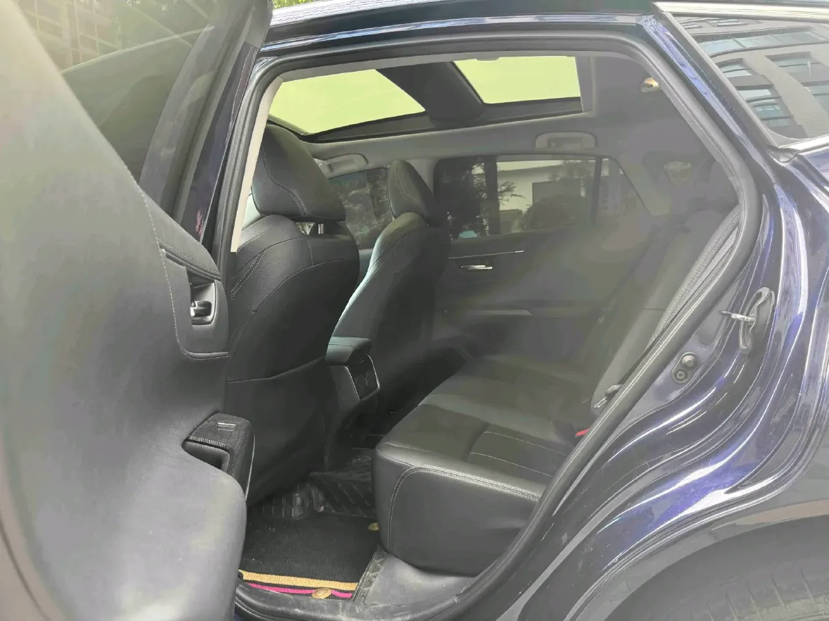 2022 Toyota Harrier 2.0L 171HP L4 CVT,autocango,china used car exporter,china ev exporter,chinese used car exporter,chinese used ev exporter