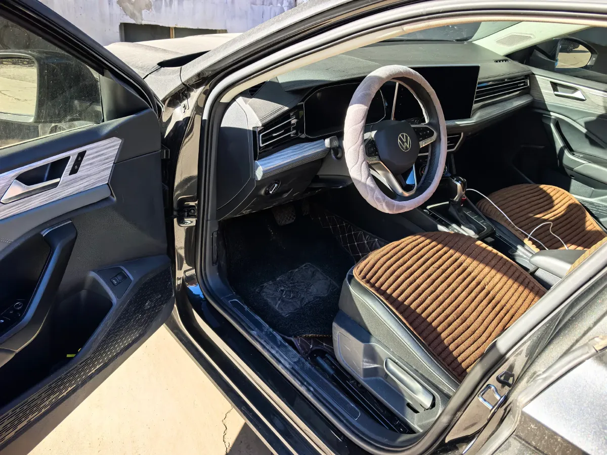 2023 Volkswagen Sagitar 1.5T 160HP L4 7DCT,autocango,china used car exporter,china ev exporter,chinese used car exporter,chinese used ev exporter