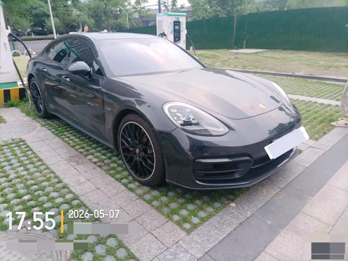2021 Porsche Panamera 2.9T 330HP V6 8DCT,autocango,china used car exporter,china ev exporter,chinese used car exporter,chinese used ev exporter