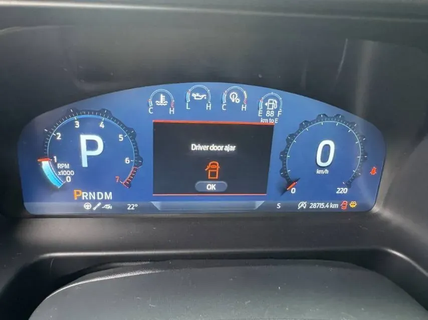 2023 Ford F-150 3.5T 423HP V6 10AT,autocango,china used car exporter,china ev exporter,chinese used car exporter,chinese used ev exporter