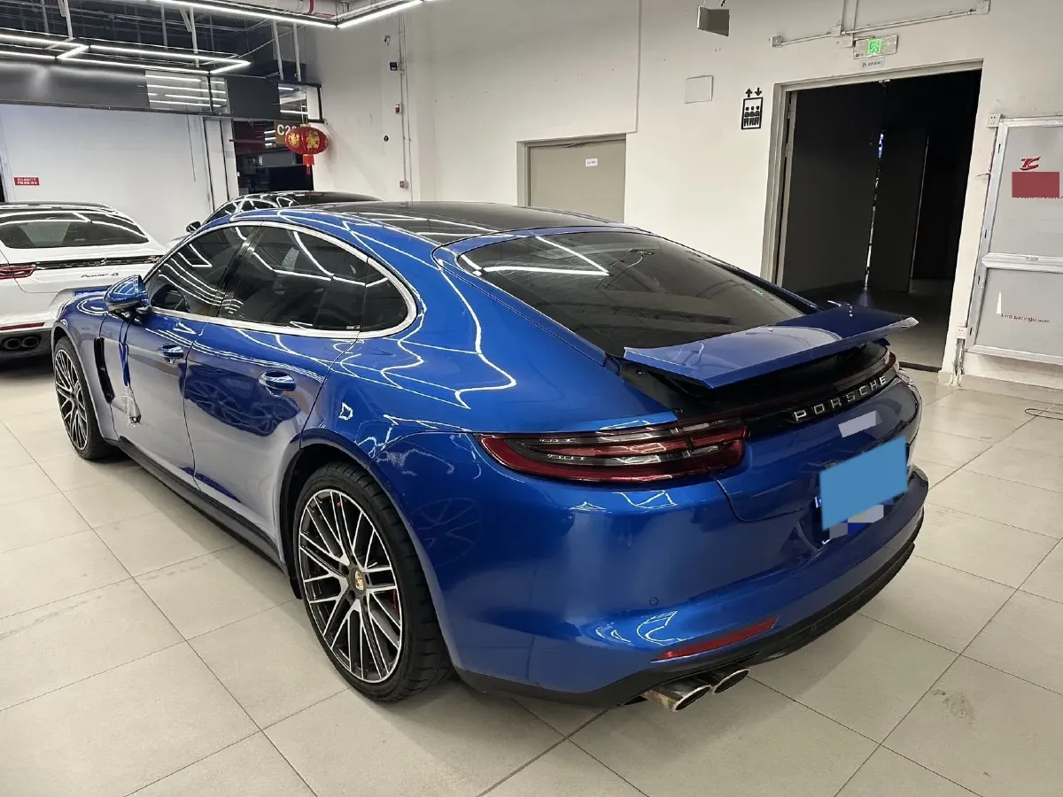 2017 BMW X6 3.0T 306HP L6 8AT,autocango,china used car exporter,china ev exporter,chinese used car exporter,chinese used ev exporter
