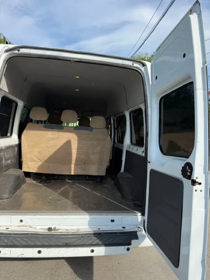 2019 Ford New Era Transit 2.2T 140HP L4 6MT,autocango,china used car exporter,china ev exporter,chinese used car exporter,chinese used ev exporter