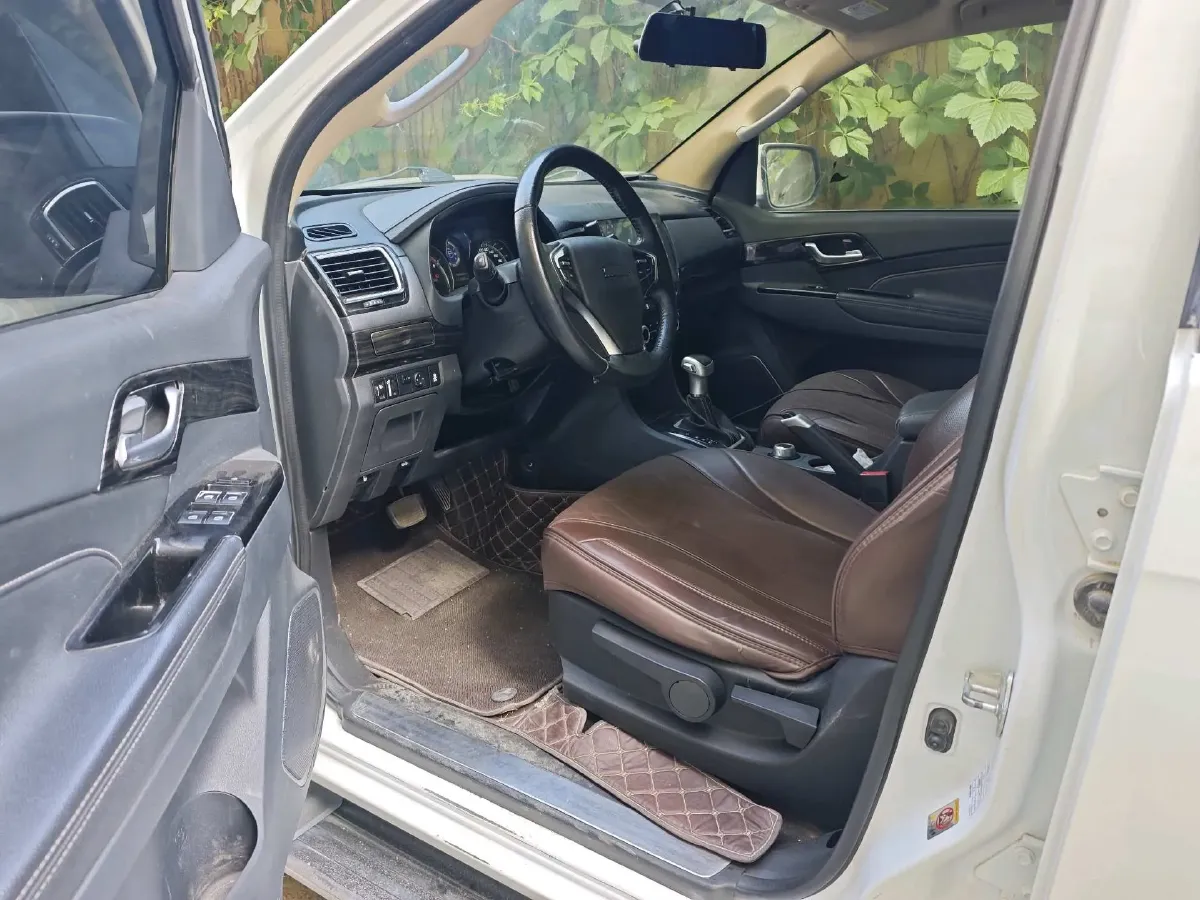 2020 Isuzu Mu-X 1.9T 166HP L4 6AT,autocango,china used car exporter,china ev exporter,chinese used car exporter,chinese used ev exporter