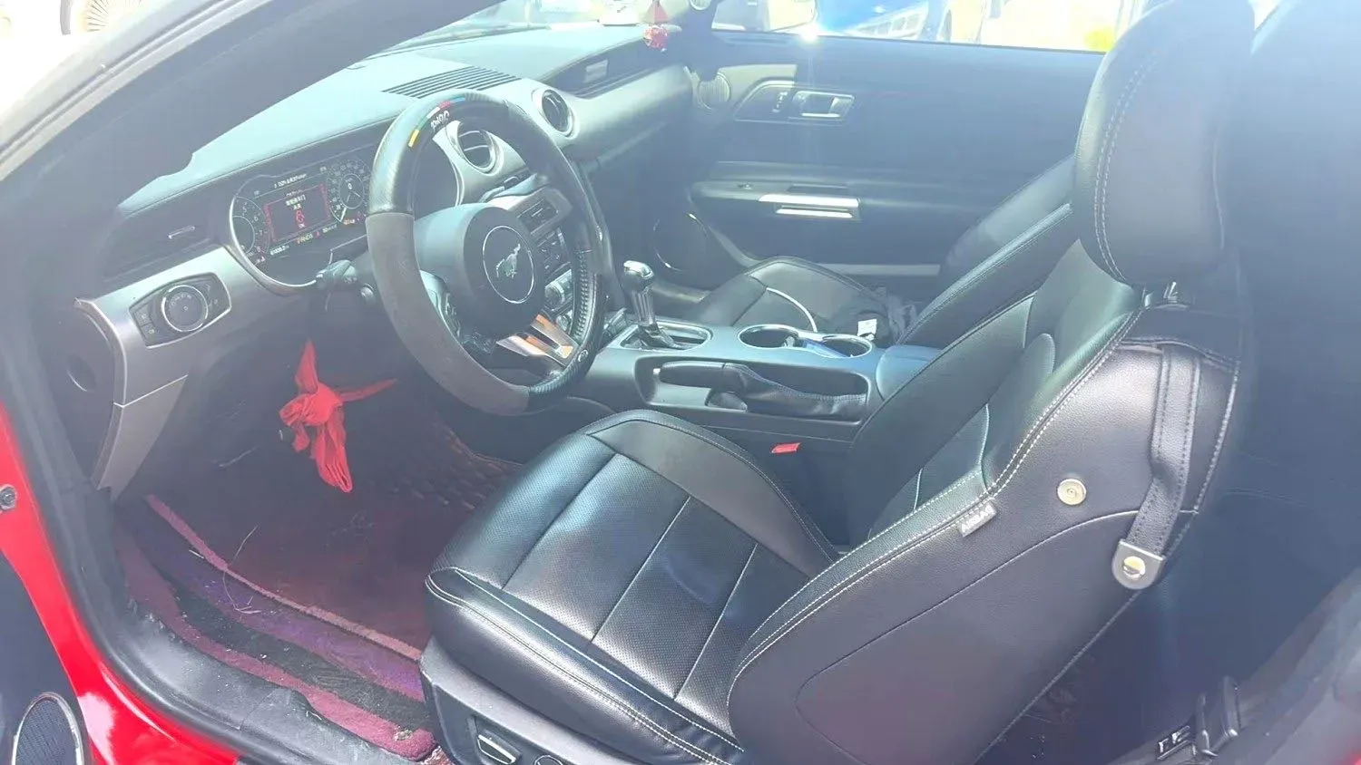 2018 Mitsubishi Pajero 3.0L 174HP V6 5AT,autocango,china used car exporter,china ev exporter,chinese used car exporter,chinese used ev exporter