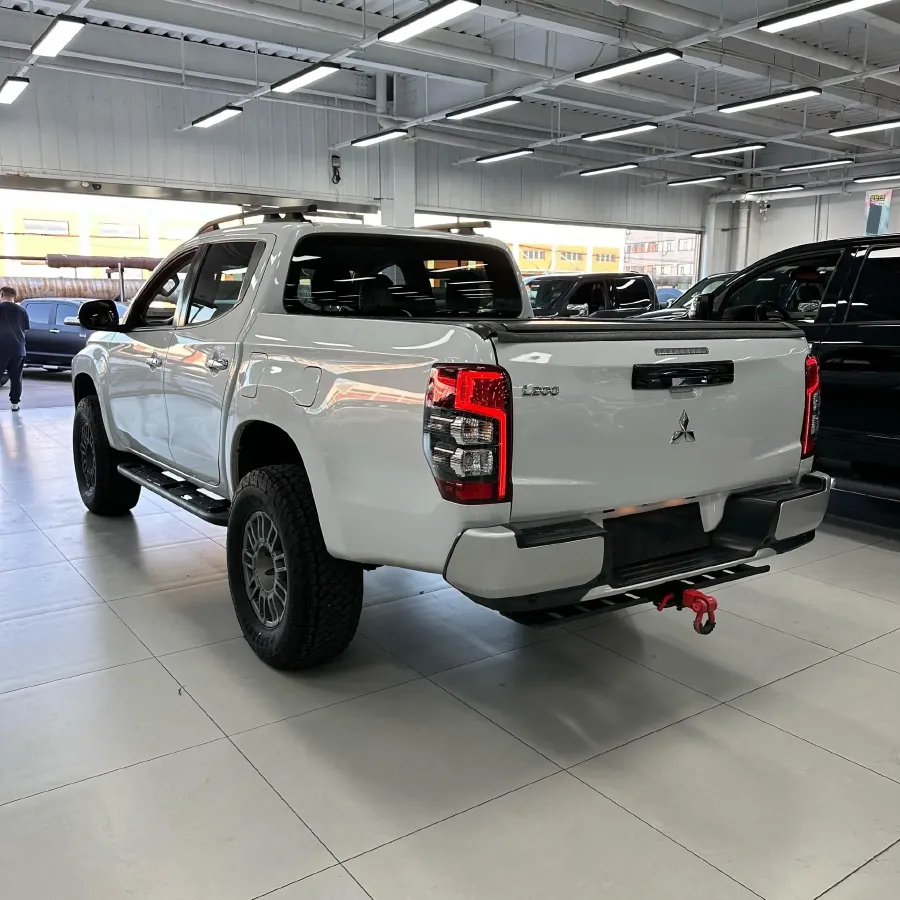 2023 Mitsubishi L200 2.3T 150HP L4 6AT,autocango,china used car exporter,china ev exporter,chinese used car exporter,chinese used ev exporter