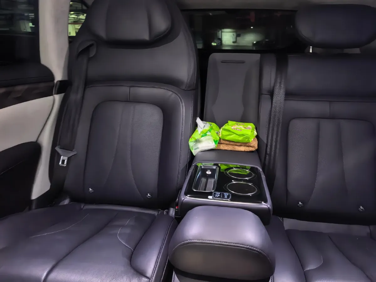 2023 IM LS7 BEV 100KWH,autocango,china used car exporter,china ev exporter,chinese used car exporter,chinese used ev exporter