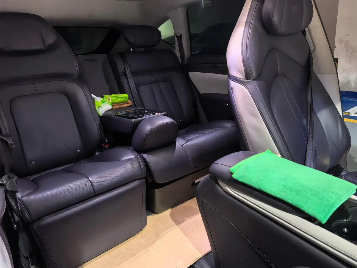 2023 IM LS7 BEV 100KWH,autocango,china used car exporter,china ev exporter,chinese used car exporter,chinese used ev exporter