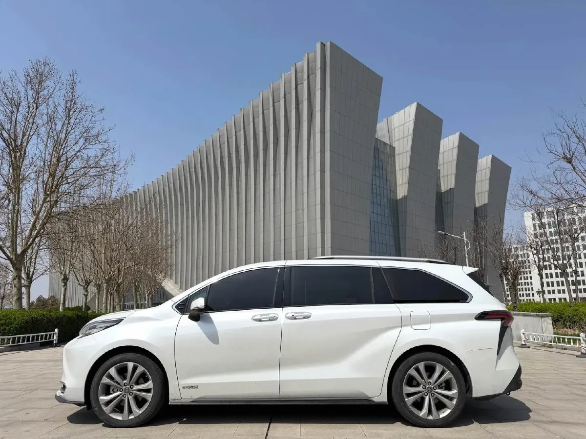 2021 Toyota Sienna 2.5L 192HP L4 E-CVT Hybrid,autocango,china used car exporter,china ev exporter,chinese used car exporter,chinese used ev exporter