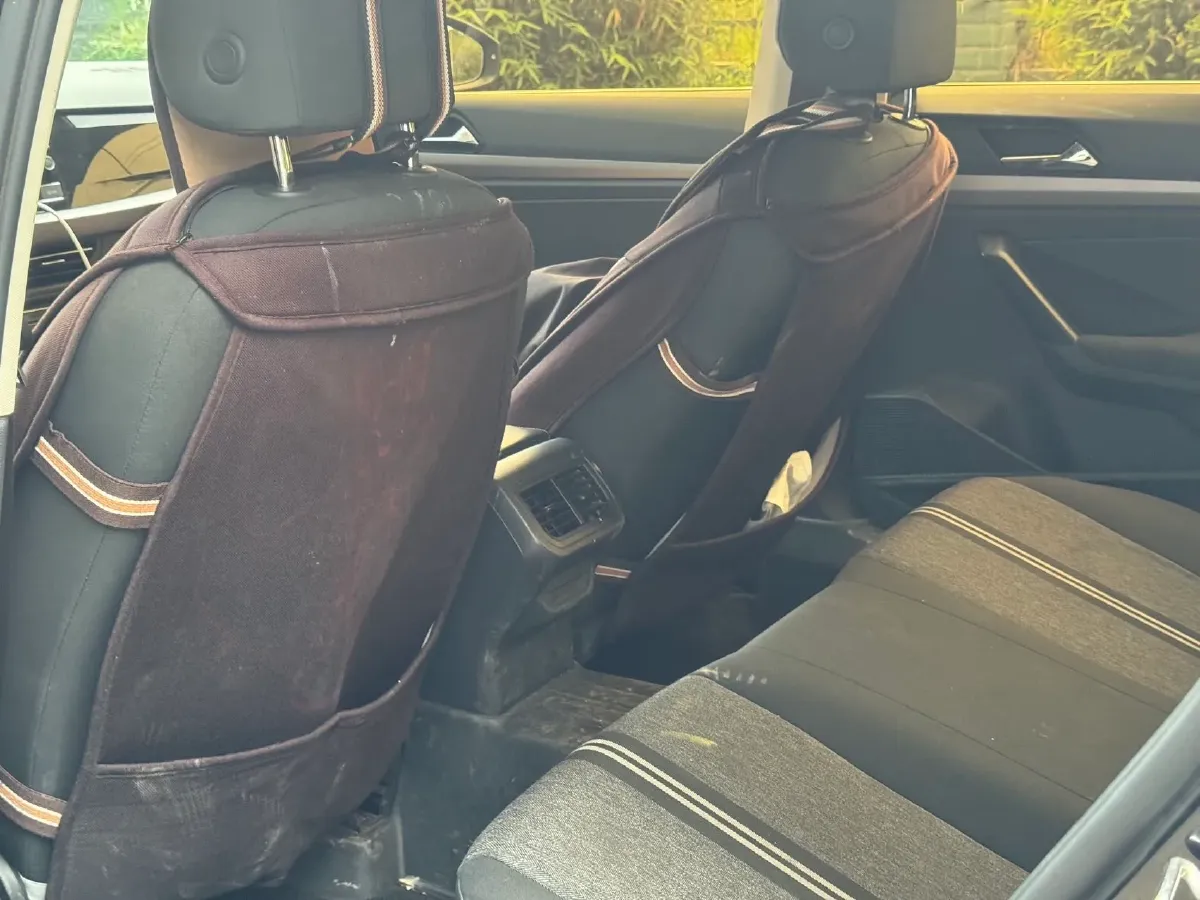 2018 Landwind XiaoYao 1.5T 163HP L4 CVT,autocango,china used car exporter,china ev exporter,chinese used car exporter,chinese used ev exporter