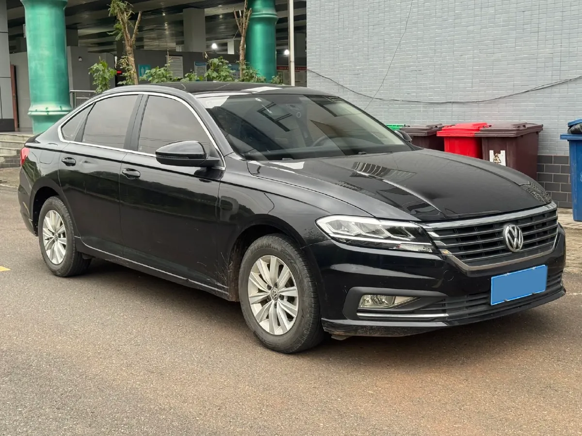 2018 Landwind XiaoYao 1.5T 163HP L4 CVT,autocango,china used car exporter,china ev exporter,chinese used car exporter,chinese used ev exporter