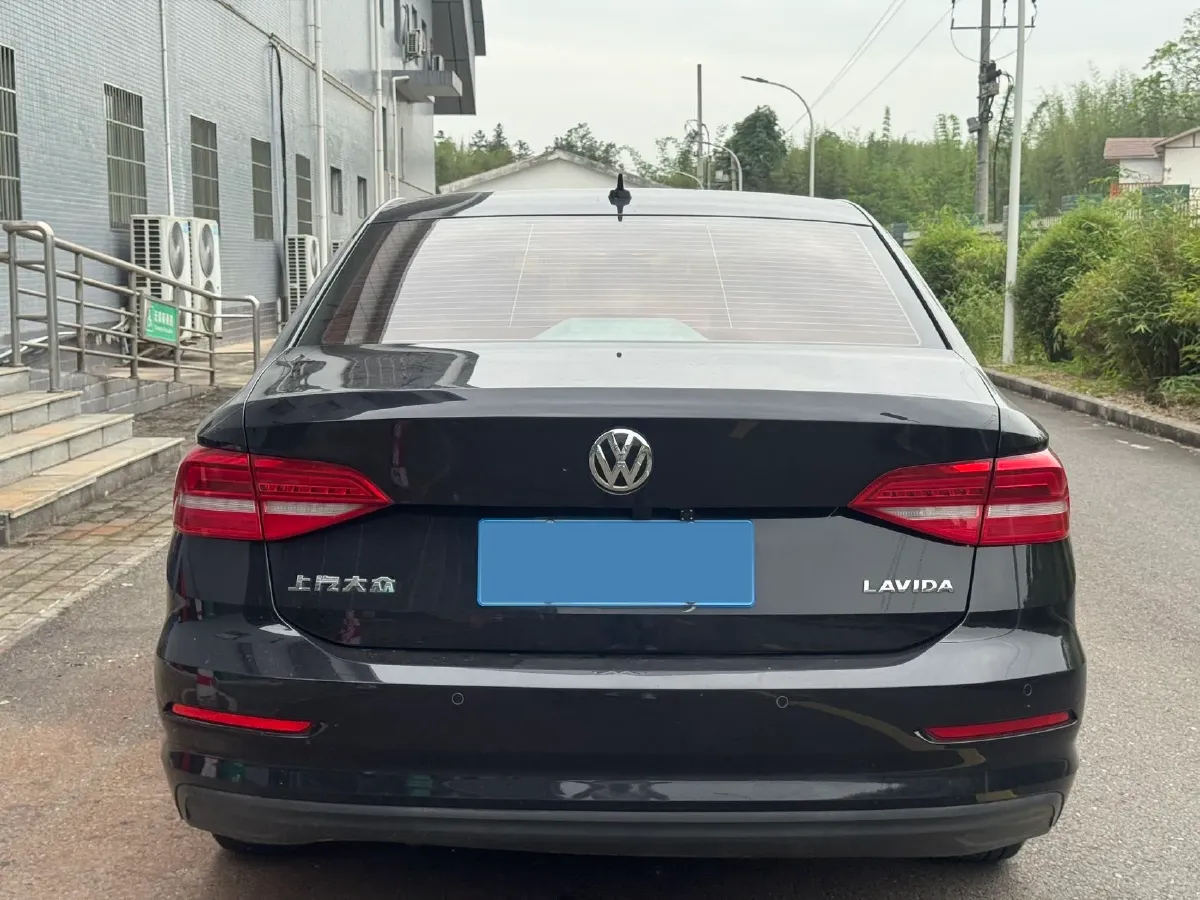 2018 Landwind XiaoYao 1.5T 163HP L4 CVT,autocango,china used car exporter,china ev exporter,chinese used car exporter,chinese used ev exporter