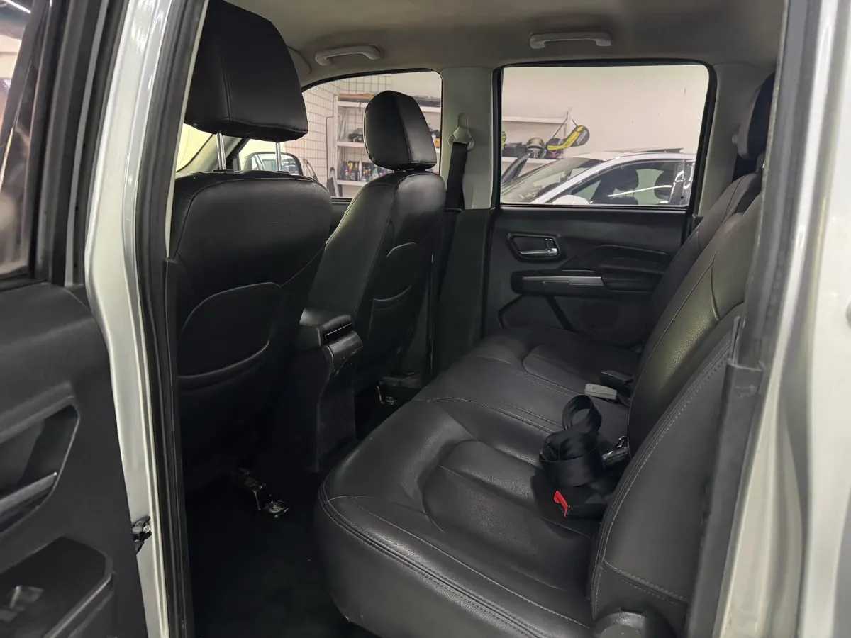 2017 Great Wall Wingle 5 2.0T 129HP L4 6MT,autocango,china used car exporter,china ev exporter,chinese used car exporter,chinese used ev exporter