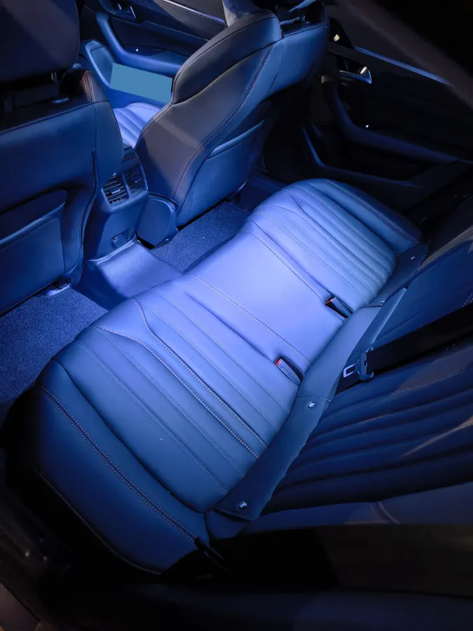 2022 Peugeot 508 1.6T 170HP L4 6AT,autocango,china used car exporter,china ev exporter,chinese used car exporter,chinese used ev exporter