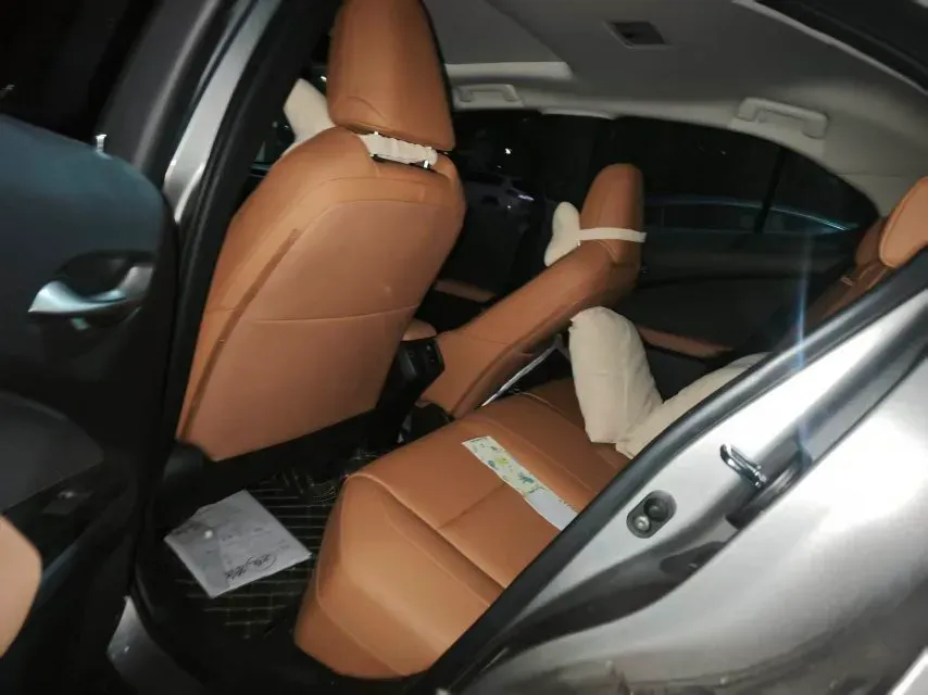 2020 Lexus UX 2.0L 173HP L4 CVT,autocango,china used car exporter,china ev exporter,chinese used car exporter,chinese used ev exporter