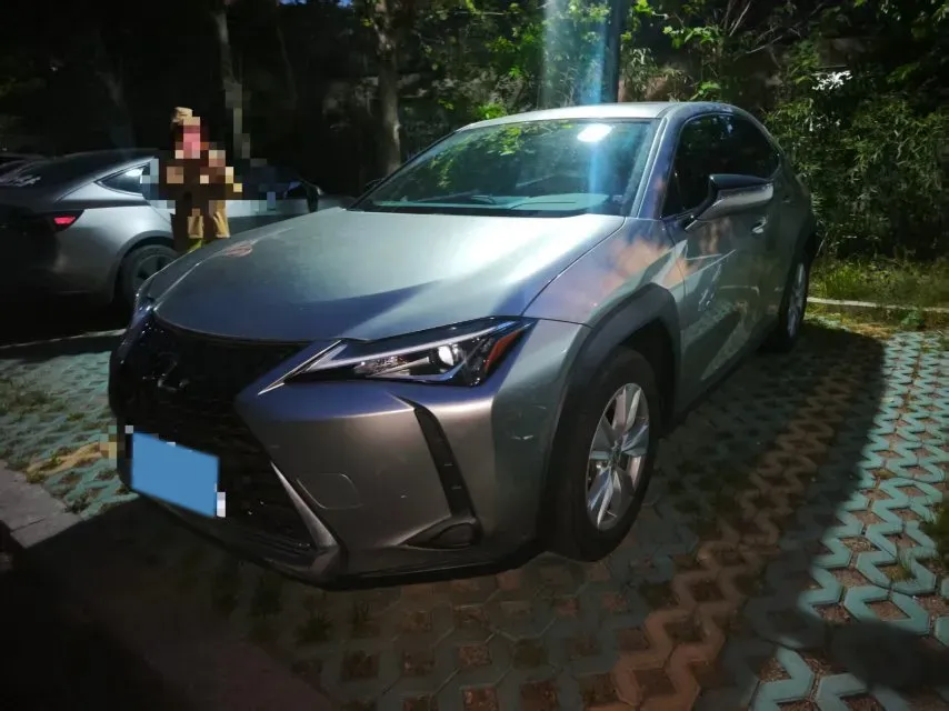 2020 Lexus UX 2.0L 173HP L4 CVT,autocango,china used car exporter,china ev exporter,chinese used car exporter,chinese used ev exporter