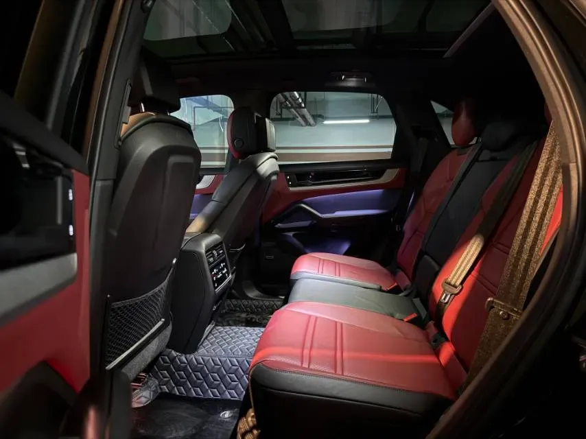 2024 Porsche Cayenne 3.0T 354HP V6 8AT,autocango,china used car exporter,china ev exporter,chinese used car exporter,chinese used ev exporter