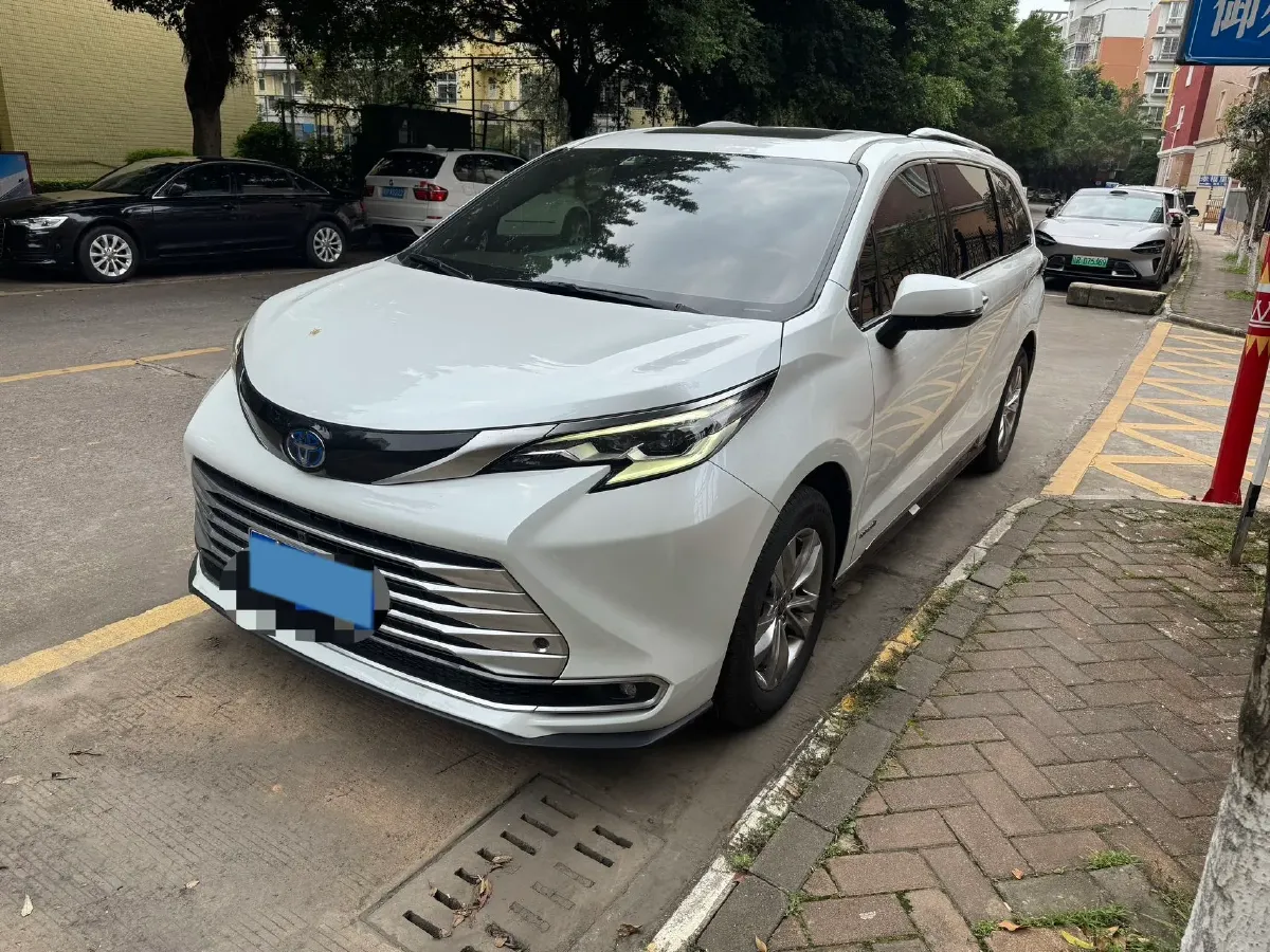 2021 Toyota Sienna 2.5L 192HP L4 E-CVT Hybrid,autocango,china used car exporter,china ev exporter,chinese used car exporter,chinese used ev exporter